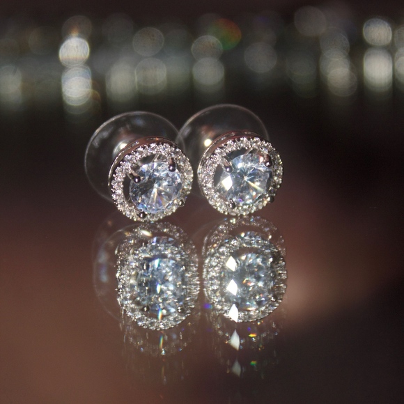 14kt Gold Dipped Pave Studs Halo Setting Perfect! - Picture 2 of 8
